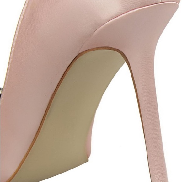 Big Tree Rhinestone Pointed Toe Satin High Heels - Like New Condition - Picture 4 of 11